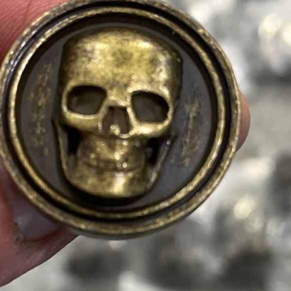 Vintage‎ skull pull knobs set of 4 - Picture 2 of 3